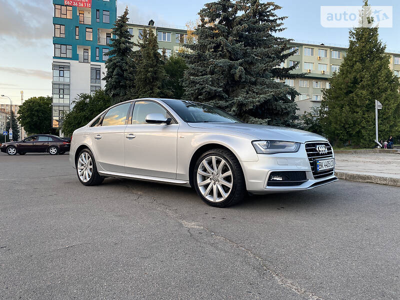 Седан Audi A4 2014 в Рівному