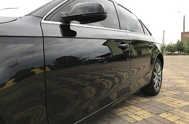 Седан Audi A4 2011 в 
