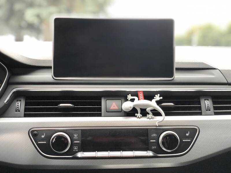 Седан Audi A4 2018 в Рівному