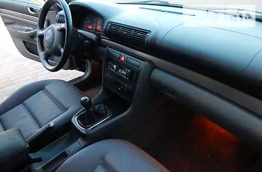 Универсал Audi A4 1999 в 