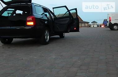 Универсал Audi A4 1999 в 