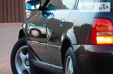 Универсал Audi A4 1999 в 