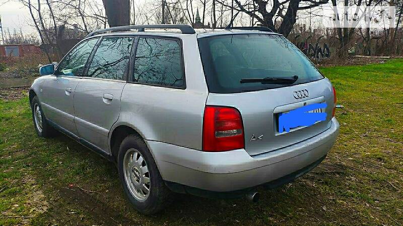 Універсал Audi A4 1999 в Кривому Розі