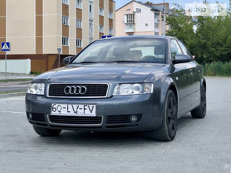 Седан Audi A4 2003 в 