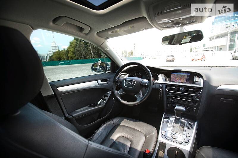 Седан Audi A4 2014 в Харкові
