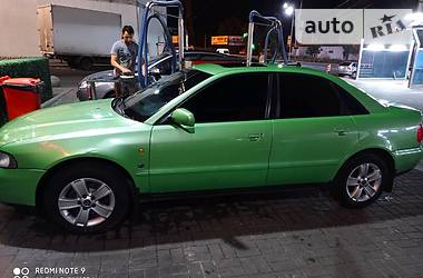 Седан Audi A4 1996 в 