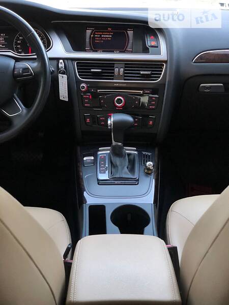Седан Audi A4 2013 в Стрию