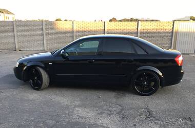 Седан Audi A4 2001 в 