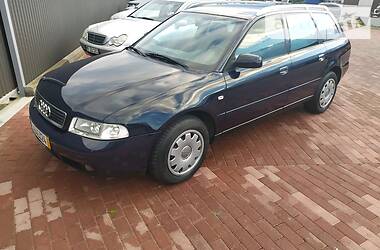 Универсал Audi A4 1999 в Сарнах