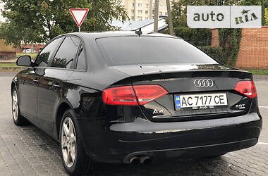 Седан Audi A4 2009 в Луцке