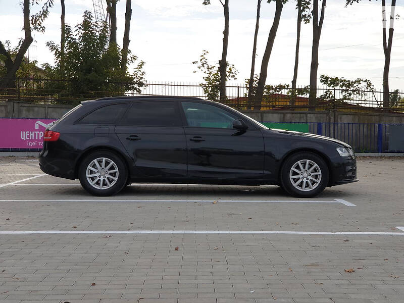 Универсал Audi A4 2012 в Тернополе