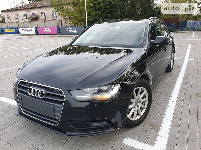 Универсал Audi A4 2012 в Тернополе