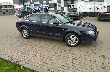 Седан Audi A4 2002 в Сарнах