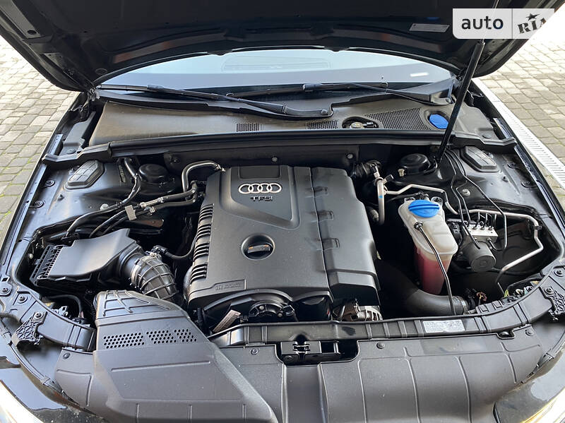Седан Audi A4 2012 в Киеве