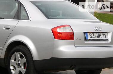 Седан Audi A4 2002 в Сарнах