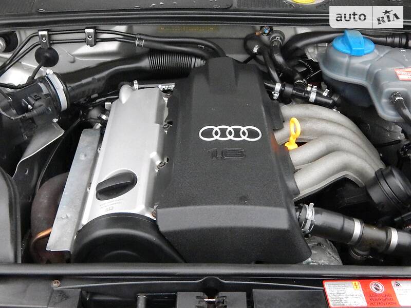 Универсал Audi A4 2002 в Сарнах