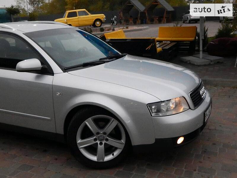 Универсал Audi A4 2002 в Сарнах