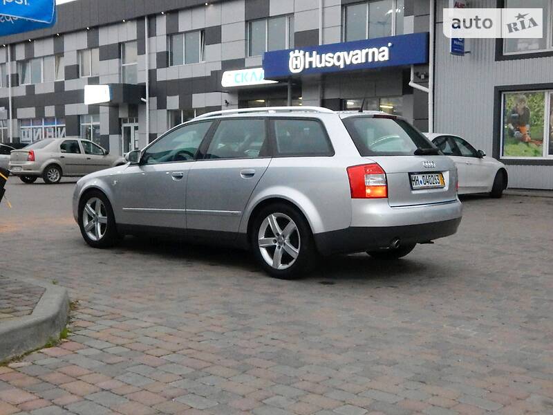 Универсал Audi A4 2002 в Сарнах