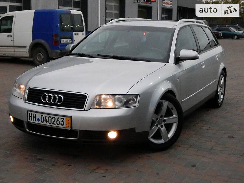 Универсал Audi A4 2002 в Сарнах