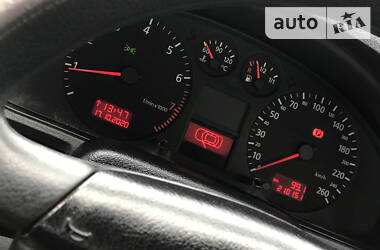 Седан Audi A4 1999 в 
