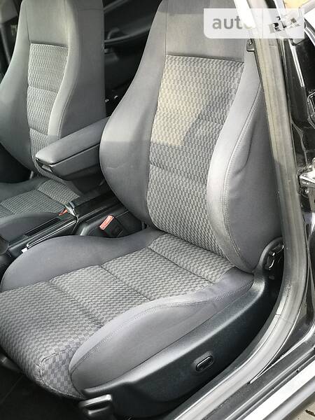Седан Audi A4 2000 в Стрые