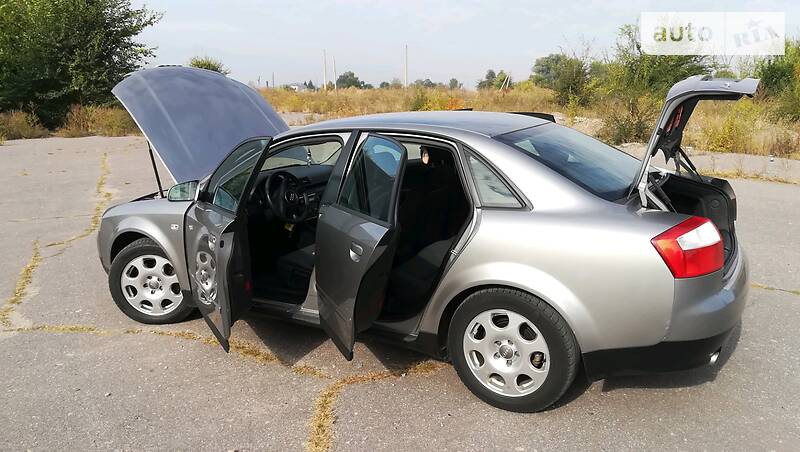 Седан Audi A4 2005 в Миронівці