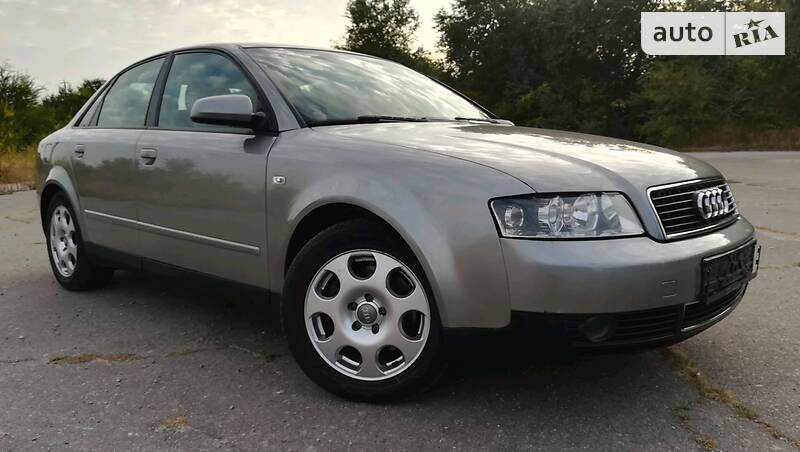 Седан Audi A4 2005 в Миронівці