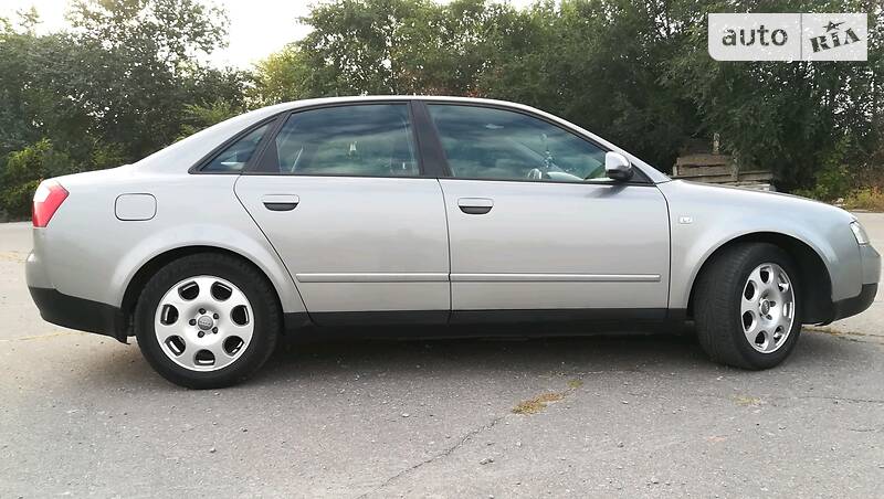 Седан Audi A4 2005 в Миронівці