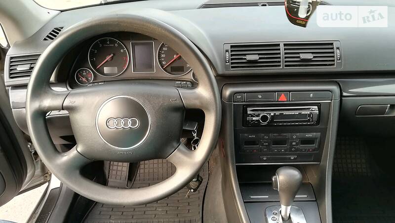 Седан Audi A4 2005 в Миронівці