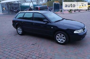 Универсал Audi A4 1999 в Сарнах