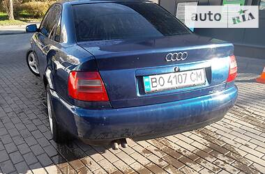 Седан Audi A4 1996 в Тернополе