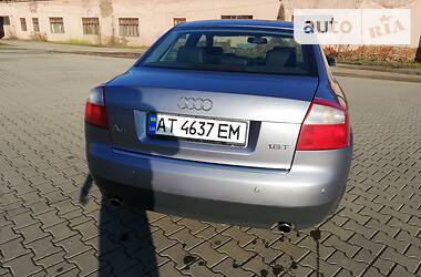 Седан Audi A4 2004 в Косове