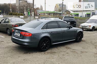 Седан Audi A4 2013 в Днепре