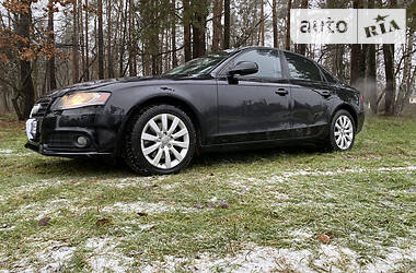 Седан Audi A4 2012 в Киеве