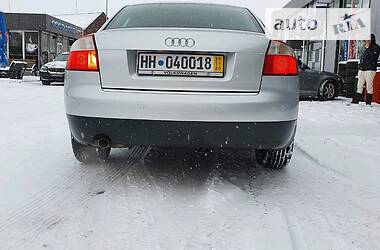 Седан Audi A4 2002 в Сарнах