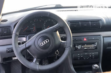 Седан Audi A4 2000 в Бучаче