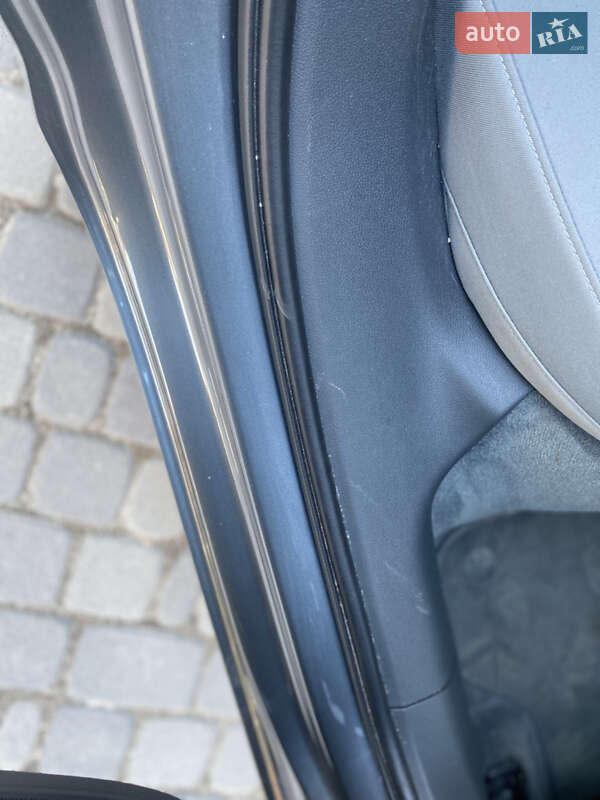Универсал Audi A4 2015 в Львове
