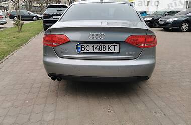 Седан Audi A4 2010 в Луцке