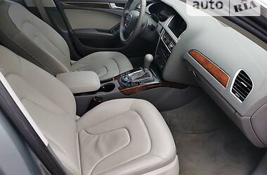 Седан Audi A4 2010 в Луцке