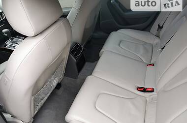 Седан Audi A4 2010 в Луцке