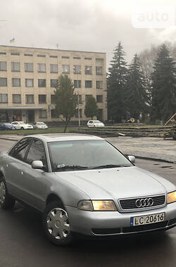 Седан Audi A4 1997 в Костополе