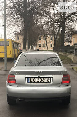 Седан Audi A4 1997 в Костополе