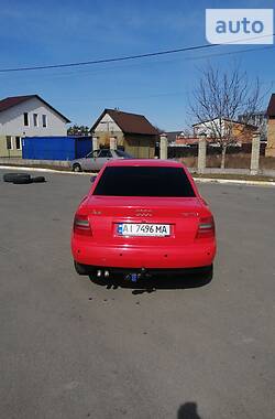 Седан Audi A4 1998 в 