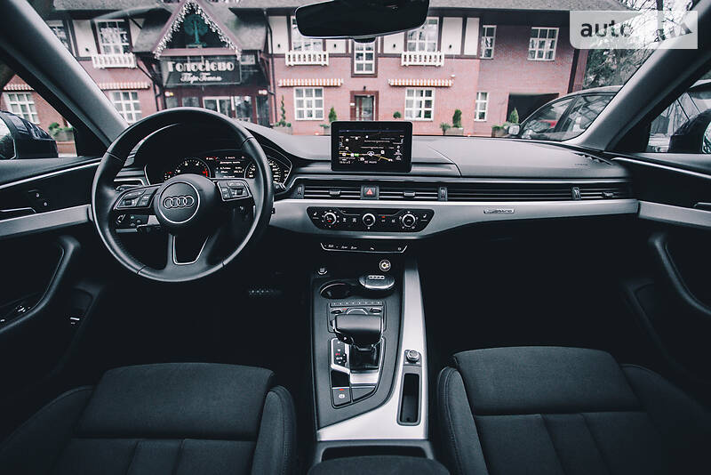 Універсал Audi A4 2016 в Києві