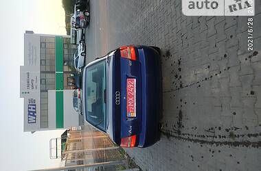 Седан Audi A4 2000 в Нововолынске
