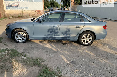 Седан Audi A4 2008 в Лохвице