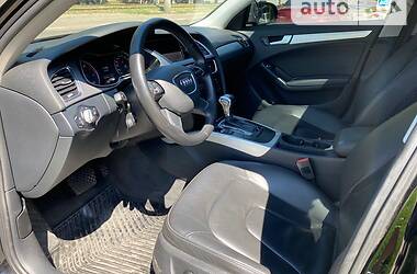 Седан Audi A4 2012 в 