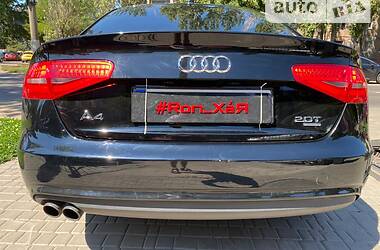 Седан Audi A4 2012 в 