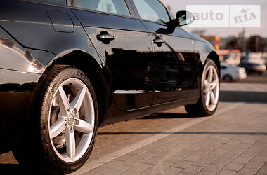 Универсал Audi A4 2015 в 