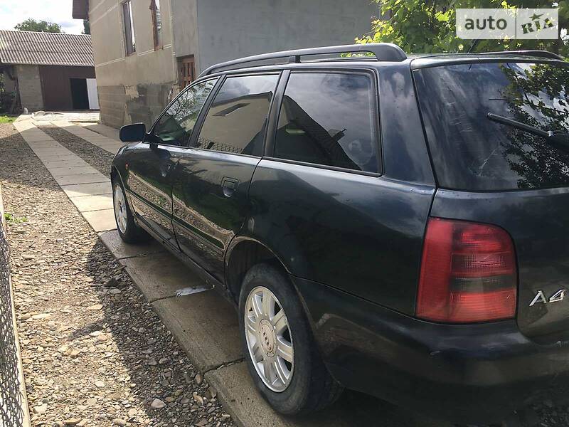 Универсал Audi A4 1999 в Самборе